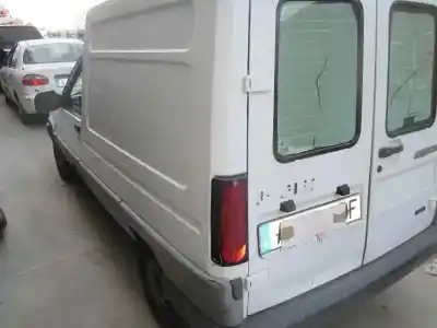 Здавання транспортного засобу renault rapid/express (f40) 1.9 diesel року 1997 потужний f8q