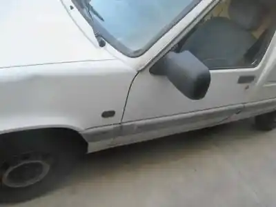 Здавання транспортного засобу renault rapid/express (f40) 1.9 diesel року 1997 потужний f8q