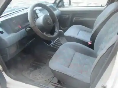 Здавання транспортного засобу renault rapid/express (f40) 1.9 diesel року 1997 потужний f8q