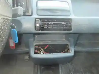 Здавання транспортного засобу renault rapid/express (f40) 1.9 diesel року 1997 потужний f8q