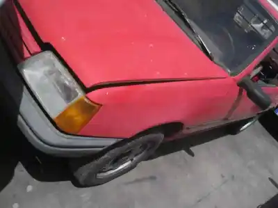 Véhicule à la ferraille peugeot 205 berlina 1.3 gasolina de l'année 1986 alimenté 1g1e