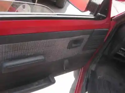 Véhicule à la ferraille peugeot 205 berlina 1.3 gasolina de l'année 1986 alimenté 1g1e
