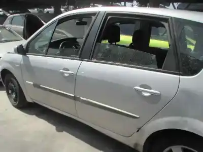 Scrapping Vehicle renault scénic ii (jm0/1_) 1.6 (jm0c jm0j jm1b) of the year 2005 powered k4m782