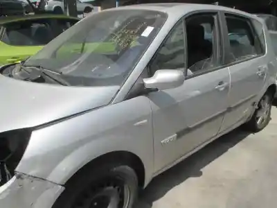 Scrapping Vehicle renault scénic ii (jm0/1_) 1.6 (jm0c jm0j jm1b) of the year 2005 powered k4m782