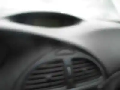 Véhicule à la ferraille citroen c5 berlina 1.6 16v hdi fap de l'année 2005 alimenté 9hz