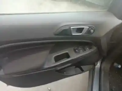 Veículo de Sucata ford ecosport trend do ano 2017 alimentado ueje