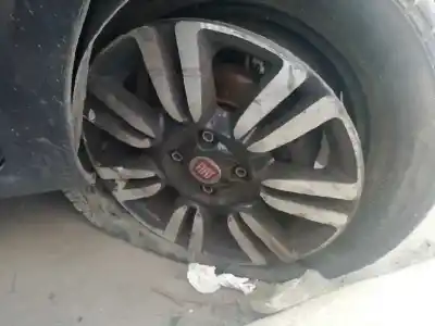 Veículo de Sucata fiat punto (199) easy do ano 2015 alimentado 169a4000