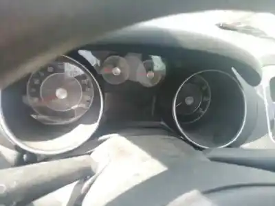 Veículo de Sucata fiat punto (199) easy do ano 2015 alimentado 169a4000