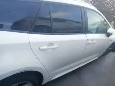 Veículo de Sucata TOYOTA COROLLA TOURING SPORTS (E21) Hybrid Active do ano 2019 alimentado 2ZR