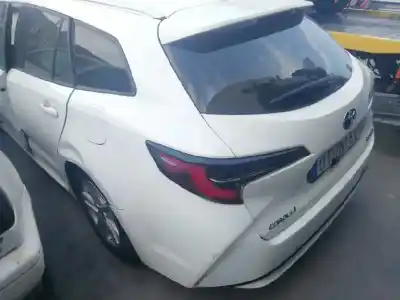 Veículo de Sucata toyota corolla touring sports (e21) hybrid active do ano 2019 alimentado 2zr