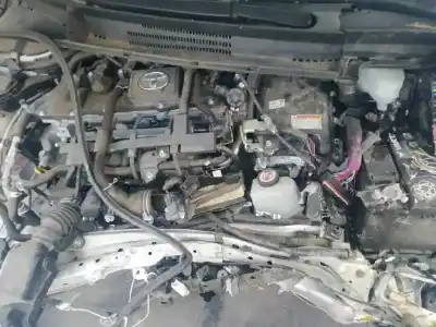 Veículo de Sucata toyota corolla touring sports (e21) hybrid active do ano 2019 alimentado 2zr