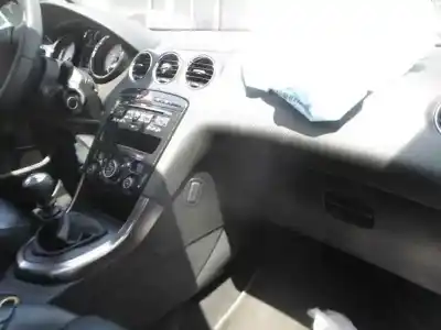 Здавання транспортного засобу peugeot 308 1.6 hdi fap cat (9hz / dv6ted4) року 2008 потужний 9hzh