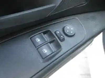 Veículo de Sucata fiat punto (199) easy do ano 2013 alimentado 169a4000