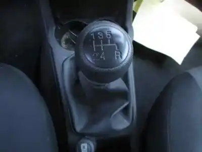 Veículo de Sucata fiat punto (199) easy do ano 2013 alimentado 169a4000