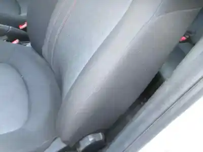 Veículo de Sucata fiat punto (199) easy do ano 2013 alimentado 169a4000