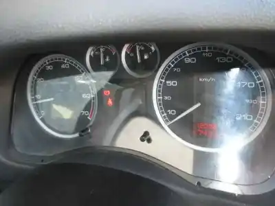 Hurda Aracı peugeot 307 (s1) xt yılın 2001 güçlü nfu