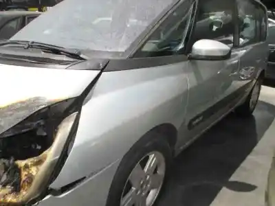 Scrapping Vehicle renault espace iv (jk0) 2.0 dynamique [2.0 ltr. - 110 kw dci diesel fap] of the year 2004 powered g9t742