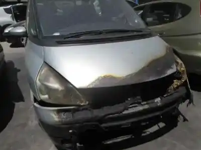 Scrapping Vehicle renault espace iv (jk0) 2.0 dynamique [2.0 ltr. - 110 kw dci diesel fap] of the year 2004 powered g9t742