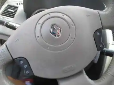 Hurda Aracı renault megane ii berlina 5p authentique yılın 2004 güçlü k9k f7