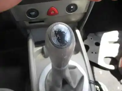 Hurda Aracı renault megane ii berlina 5p authentique yılın 2004 güçlü k9k f7