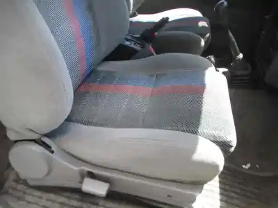 Здавання транспортного засобу daihatsu feroza 1.6 16v року 1994 потужний hd