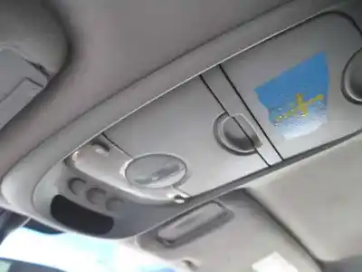 Sloopvoertuig kia carnival ii 2.9 cdri ex van het jaar 2004 aangedreven j3