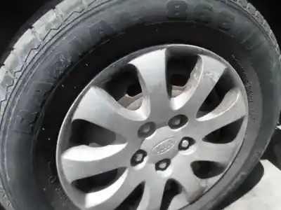 Sloopvoertuig kia carnival ii 2.9 cdri ex van het jaar 2004 aangedreven j3