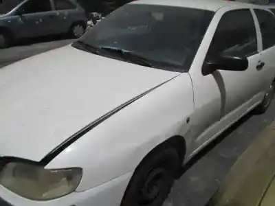 Sloopvoertuig seat ibiza (6k1) select van het jaar 2000 aangedreven agp