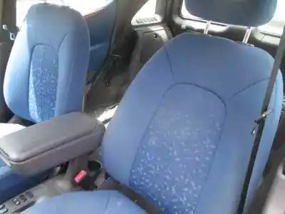 Veicolo di demolizione mercedes-benz clase a (w168) 170 cdi (168.009) dell'anno 2002 alimentato 668942