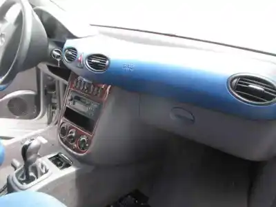 Veicolo di demolizione mercedes-benz clase a (w168) 170 cdi (168.009) dell'anno 2002 alimentato 668942