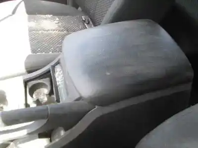 Veículo de Sucata ssangyong kyron 200 xdi limited do ano 2008 alimentado d20dt