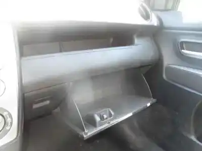 Vehicul casat mazda 2 berlina (dy) 1.4 diesel cat al anului 2004 alimentat f6ja