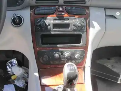 Утилизация автомобиля mercedes-benz clase c (w203) berlina 200 compressor (203.045) года 2002 питание m271940