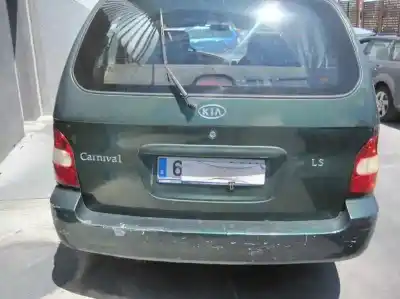 Veículo de Sucata kia carnival td ls do ano 2000 alimentado j3