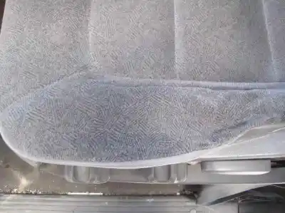 Veículo de Sucata kia carnival td ls do ano 2000 alimentado j3