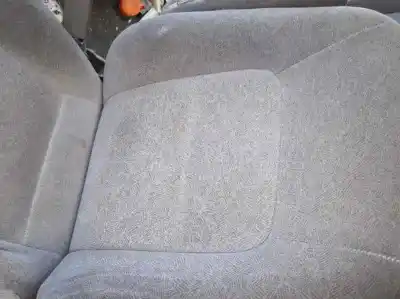 Veículo de Sucata kia carnival td ls do ano 2000 alimentado j3