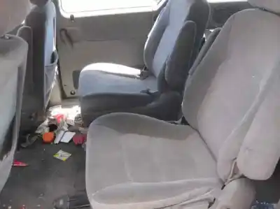 Veículo de Sucata kia carnival td ls do ano 2000 alimentado j3