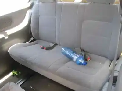 Veículo de Sucata kia carnival td ls do ano 2000 alimentado j3