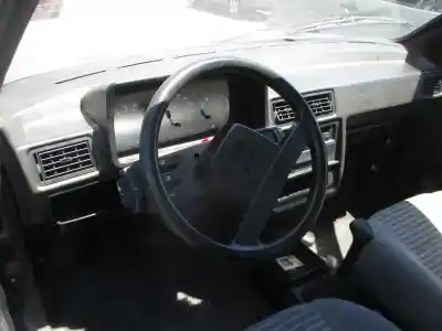 Здавання транспортного засобу seat ibiza del sol року 1987 потужний 021a1000