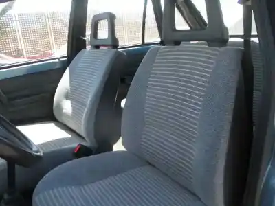 Здавання транспортного засобу seat ibiza del sol року 1987 потужний 021a1000
