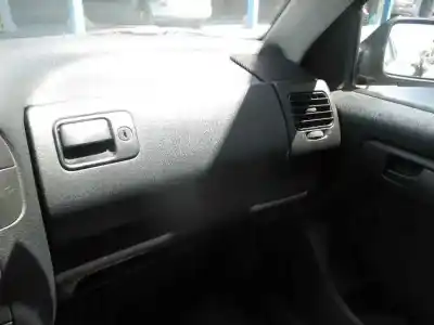 Здавання транспортного засобу volkswagen golf iii berlina (1h1) cl року 1994 потужний abu