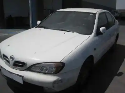 Véhicule à la ferraille NISSAN PRIMERA BERLINA (P11) 2.0 Navigation de l'année 2001 alimenté CD20