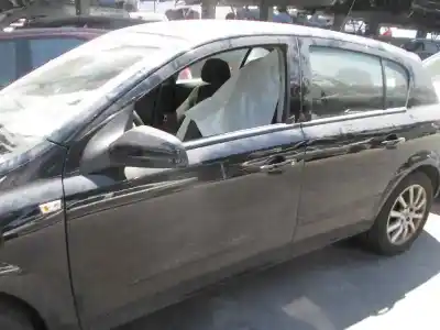 Здавання транспортного засобу opel astra h berlina cosmo року 2005 потужний z17dth