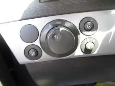 Здавання транспортного засобу opel astra h berlina cosmo року 2005 потужний z17dth