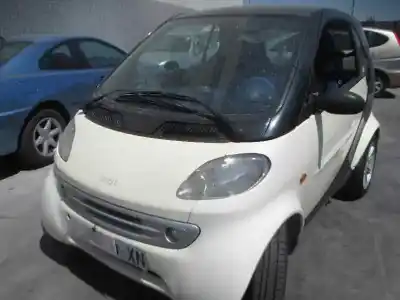 Veículo de Sucata smart micro compact car 0.6 do ano 1999 alimentado g13