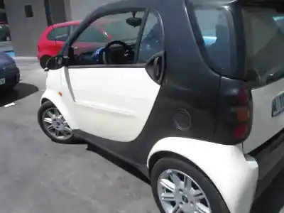 Veículo de Sucata smart micro compact car 0.6 do ano 1999 alimentado g13