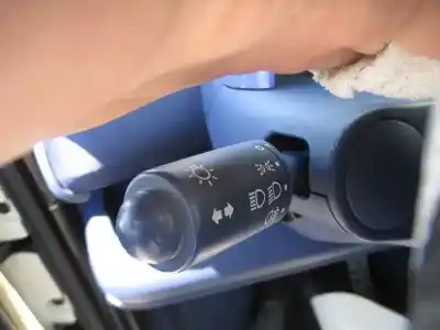 Veículo de Sucata smart micro compact car 0.6 do ano 1999 alimentado g13