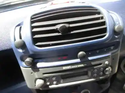 Veículo de Sucata smart micro compact car 0.6 do ano 1999 alimentado g13