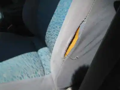 Vehicul casat kia shuma 1.5 cat al anului 1999 alimentat g/bf