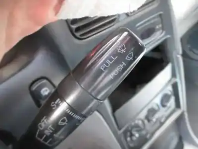 Vehicul casat kia shuma 1.5 cat al anului 1999 alimentat g/bf